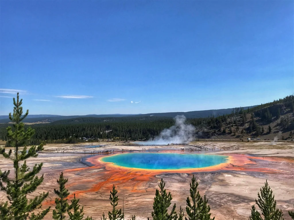 pexels-mario-pais-cie-2587640-4172528-1024x768 Yellowstone National Park Itinerary: What to See and Do in 3 Days